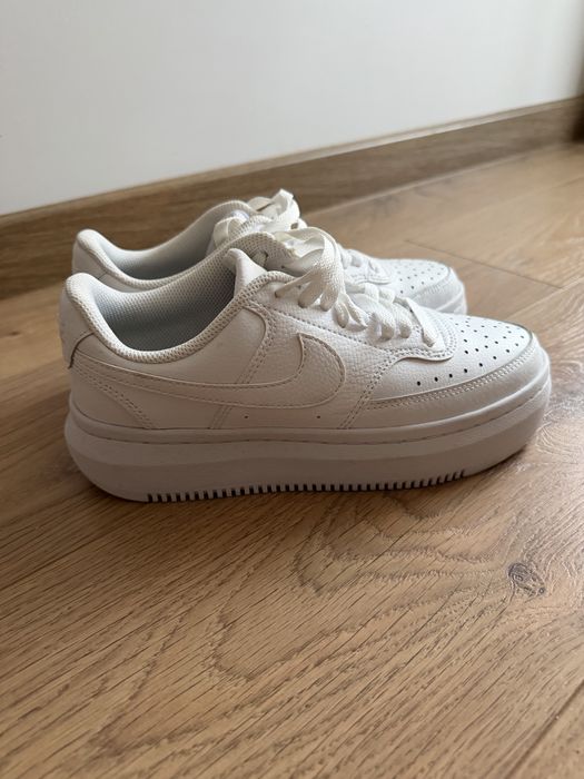 Кецове Nike Court Vision ALTA