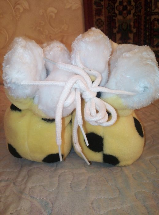 Новый.Детские тапочки сопожки.