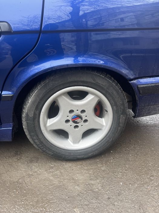 Диски с покрышками 16 стиль R16 зима