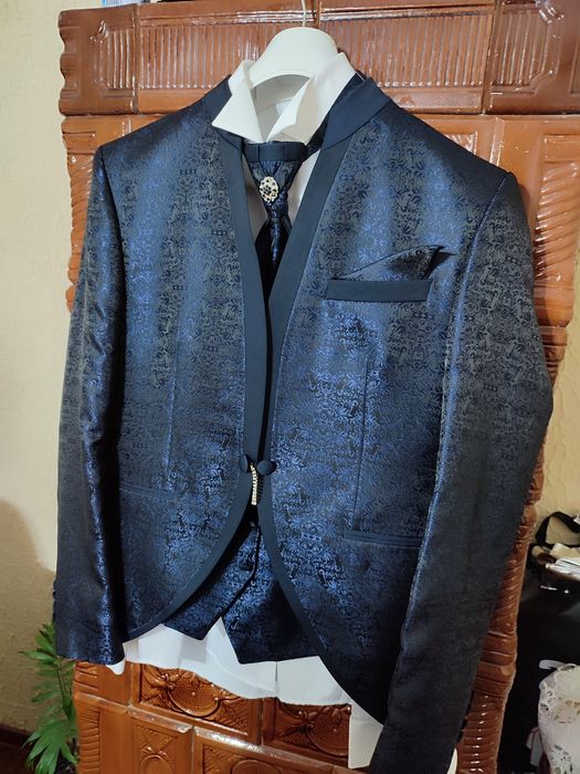 Costum ginere, complet