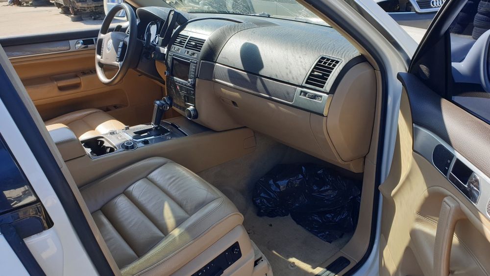 Фолксваген Туарег V10 на части