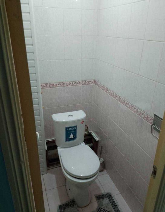 B Ойбек 3в4/7/9  Cpoчно Банковская 153м2