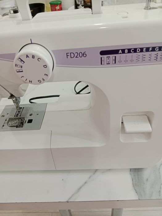 Швейная машинка для рукоделия