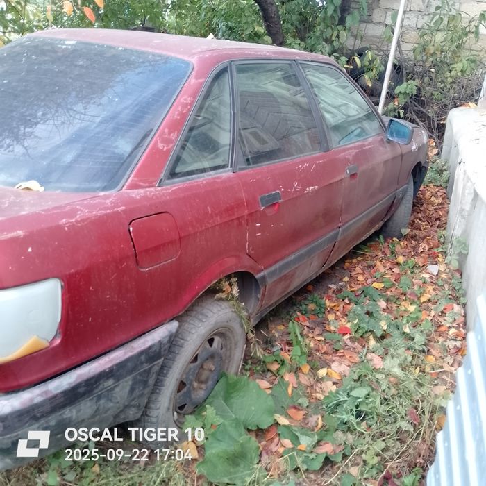 Audi 80, 1988гв, ДВС 1'8