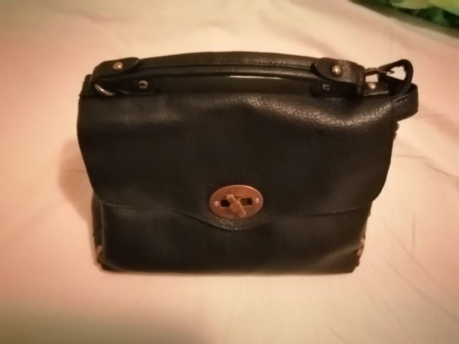 Чанти, нови. Черна италианска, мека кожа