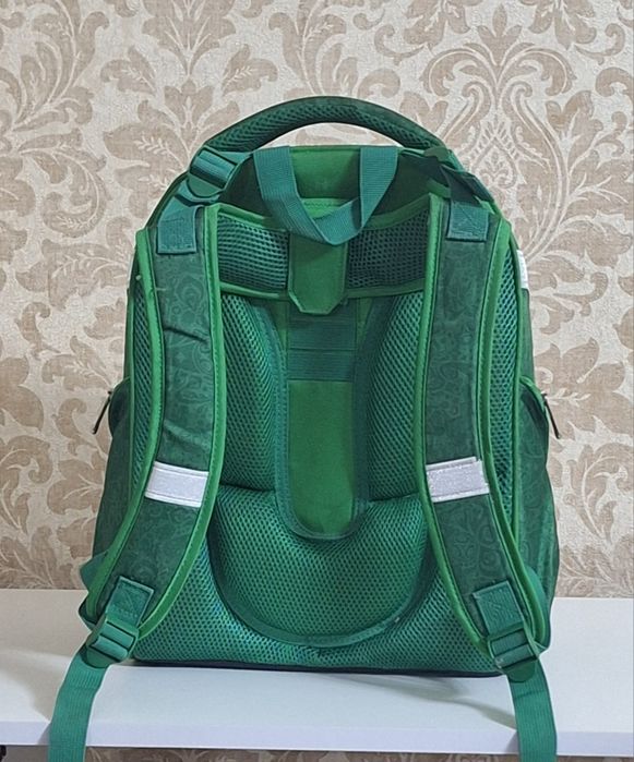 Рюкзак  школьный