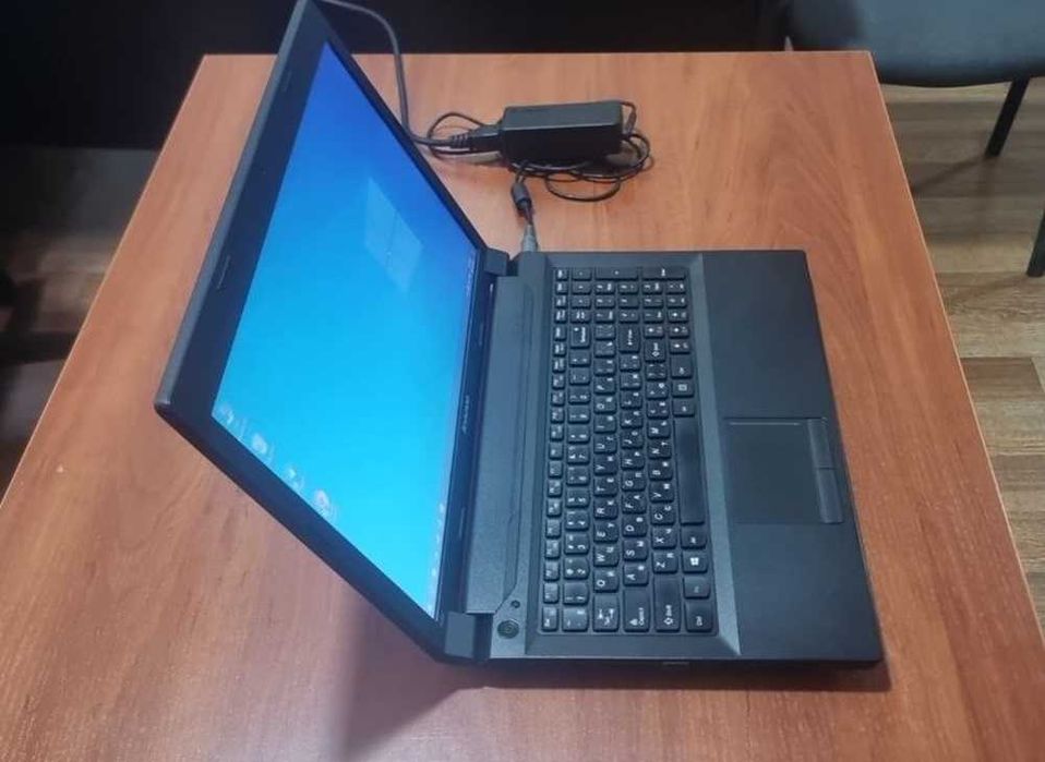 Ноутбук Lenovo B590