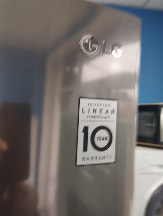 Продам холодильник марка LG
