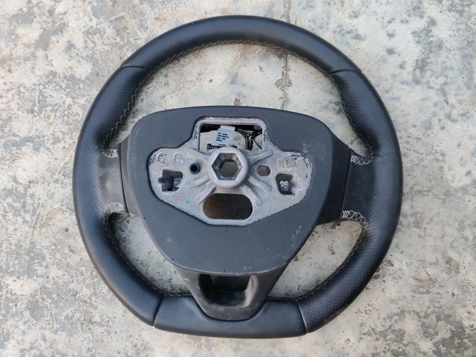 Volan tesit 3 spite cu comenzi - Piele perfoarata Ford KUGA 3 ST line 2023 H1BJ-3600-AEB
