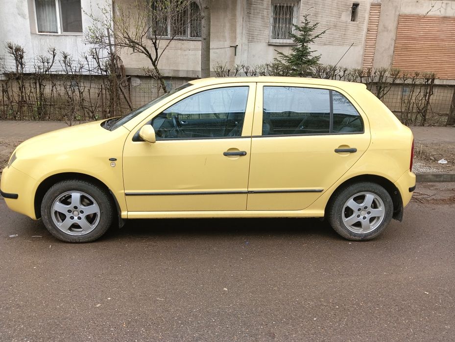 Vând Skoda Fabia
