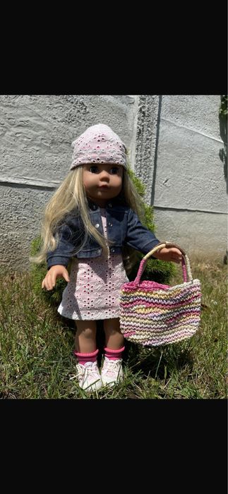Păpușă originală Götz Jessica, cu hăinuțe și gentuță croșetată