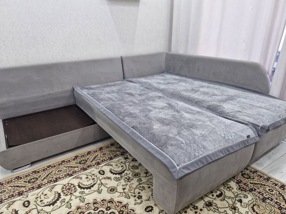 Продам угловой диван