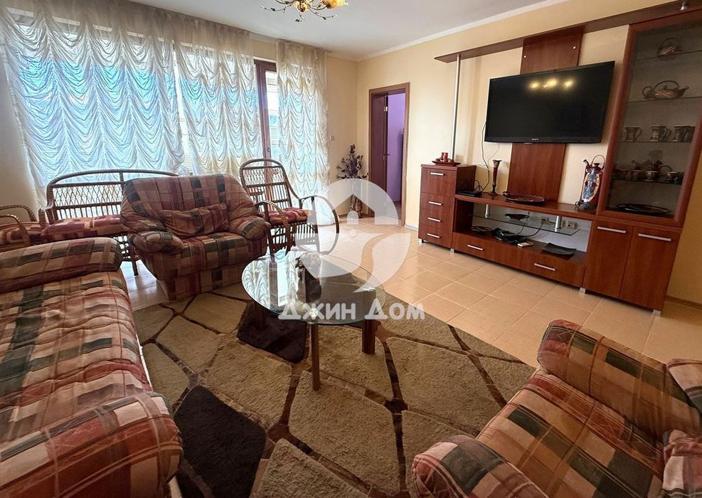 Продава се Тристаен апартамент в к.к. Слънчев бряг - 105 кв.м за 617 €/кв.м - Снимка #2