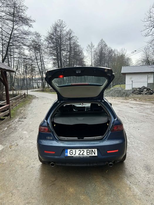 Vând Urgent Alfa romeo 159