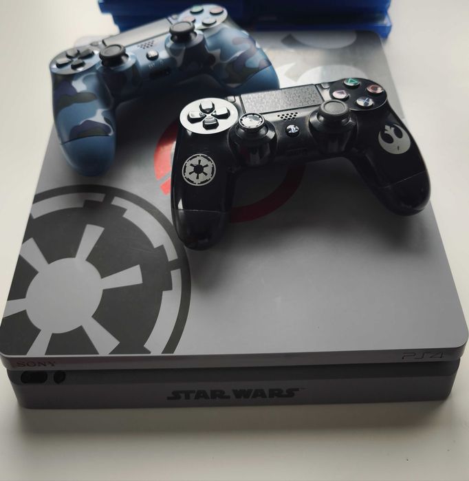 PlayStation 4 de vanzare