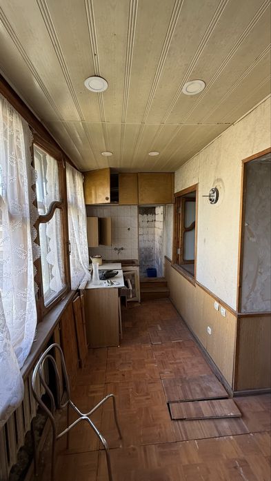 Продается своя квартира на Бадамзаре 2/4/4