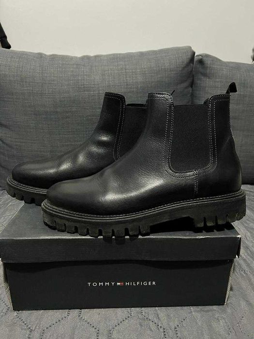 Ghete de piele Tommy Hilfiger negre, modele diferite, marimea 46