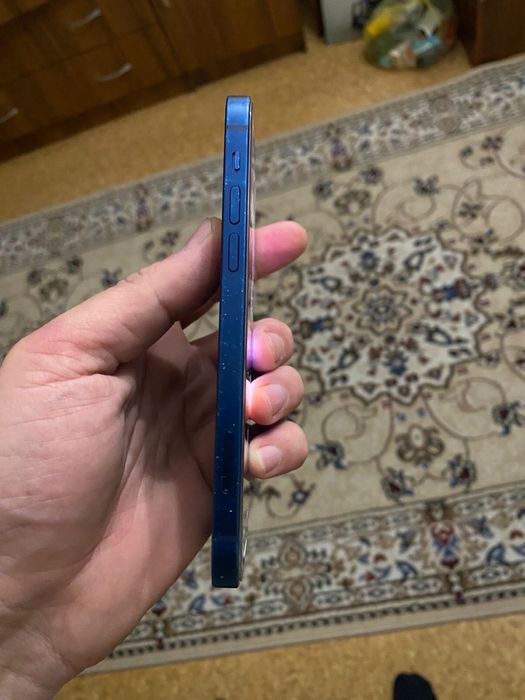 Продам Iphone 12 128gb 5G