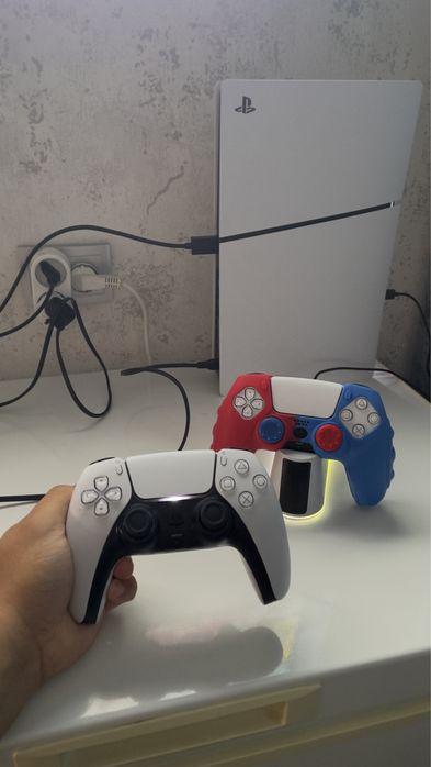 PlayStation 5 Slim Digital Edition продается