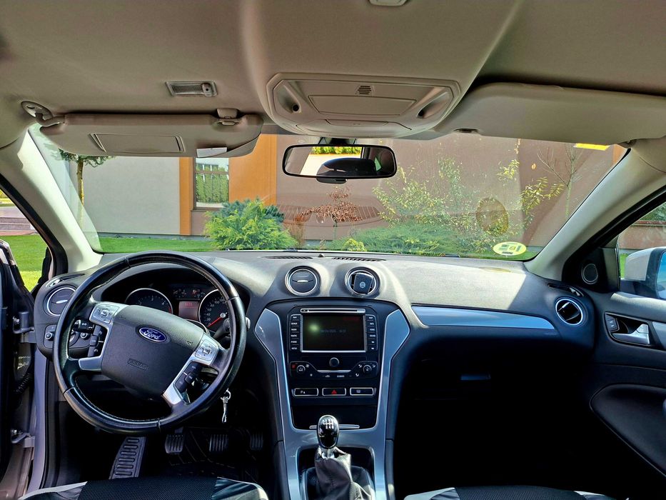 Ford mondeo an 2010 2l diesel