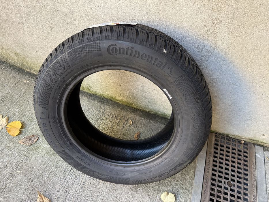 Vand anvelopa 205/60/16 continental wintercontact noua