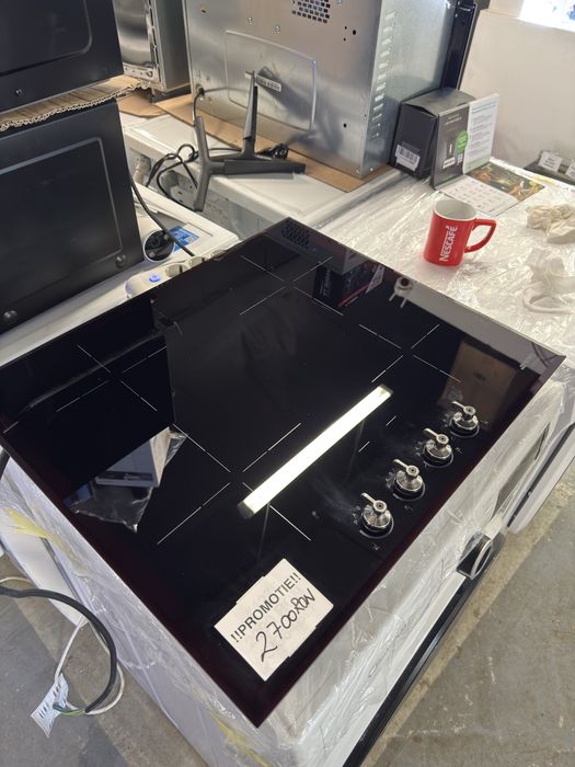 Plita cu inductie Smeg SI364BM