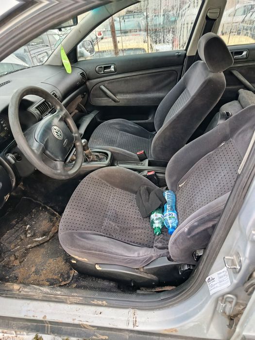 Продава се на Части Volkswagen Passat 4