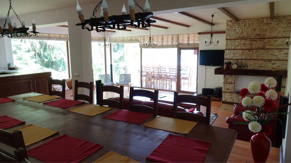 Inchiriez cabană pe malul lacului Beliș de revelion.