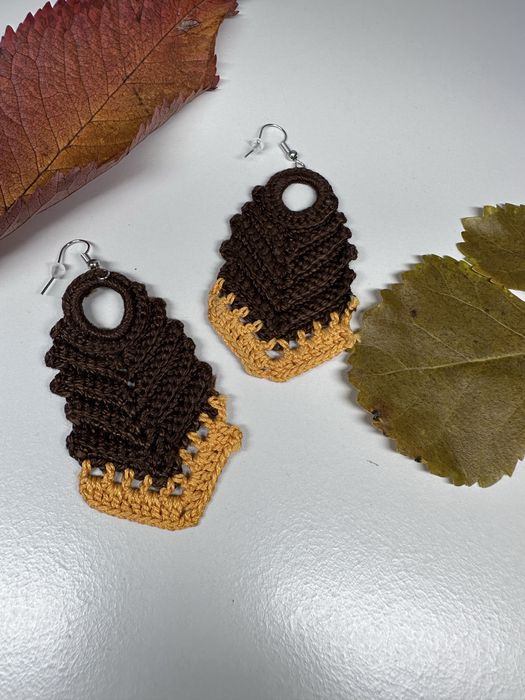 Cercei crosetati manual