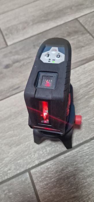 лазерен нивелир BOSCH GCL 2-50 C