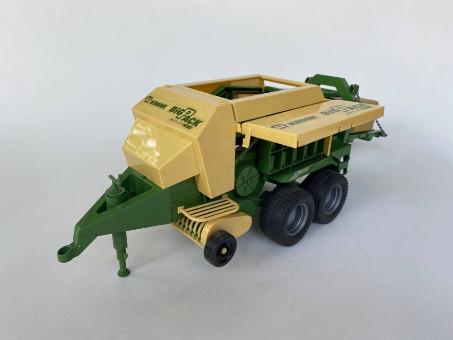 Пресс подборщик сена Bruder оригинал германия