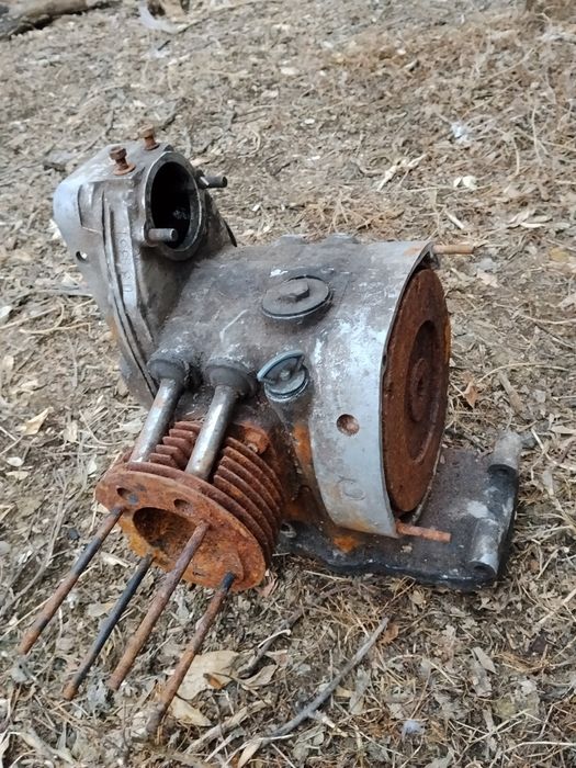 Блок на мотоцикл Урал