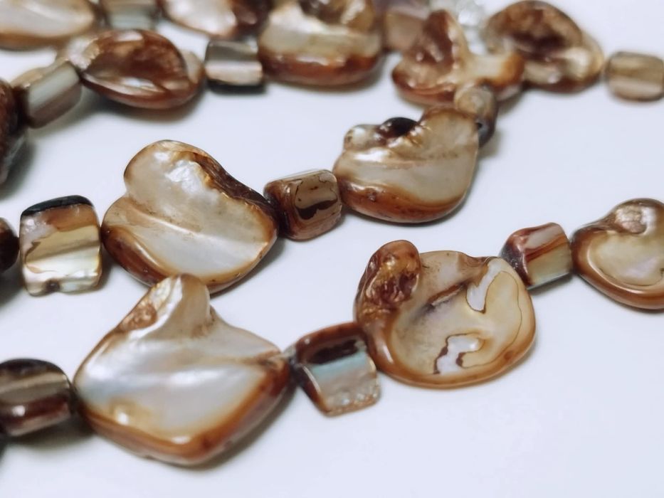 Colier/ lant din scoici naturale cu inchizatoare din argint de 925