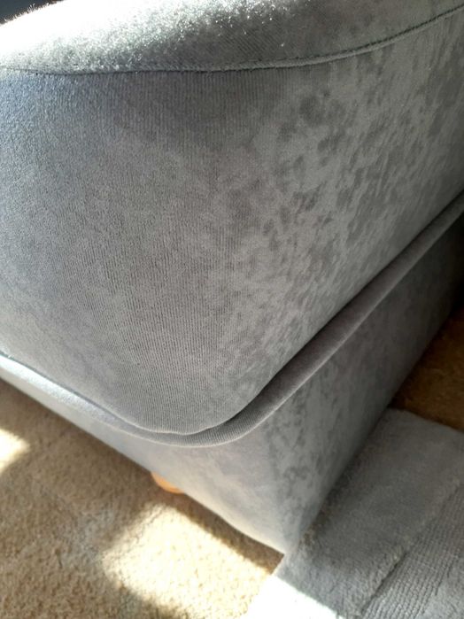 Разтегателен диван