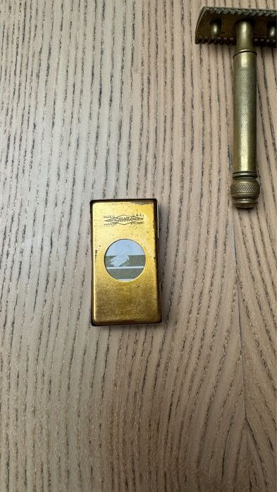 Антика самобръсначка Guilette