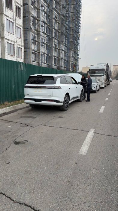 Продается срочно автомобиль Dongfen ep008