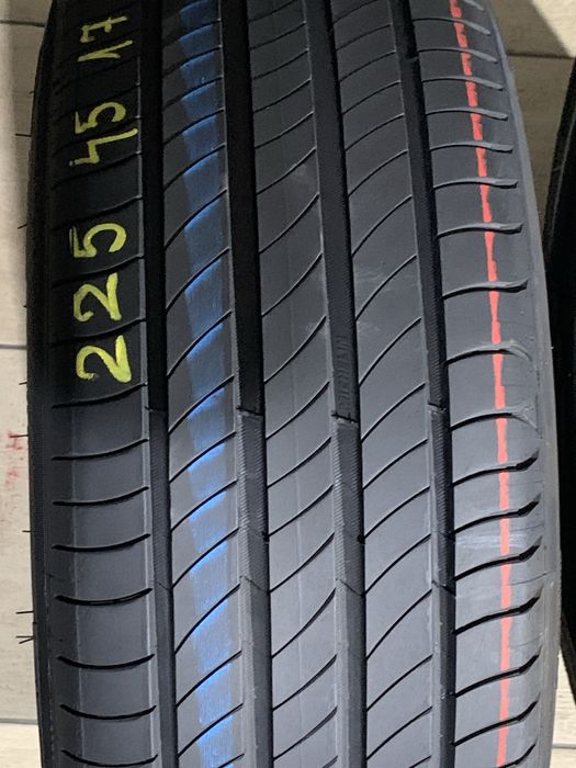 225 45 17 anvelope de vara