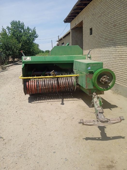 прес подборщик ва трактор