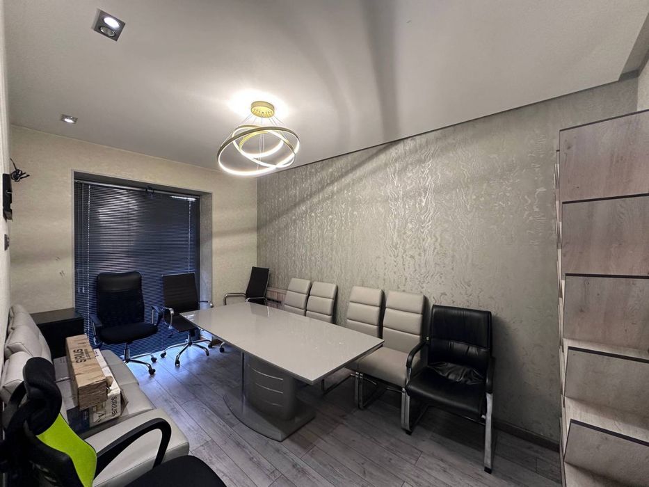 Аренда под офис с мебелью 109 кв.м ор: Ц-6 OFB Caffee isimo У дороги