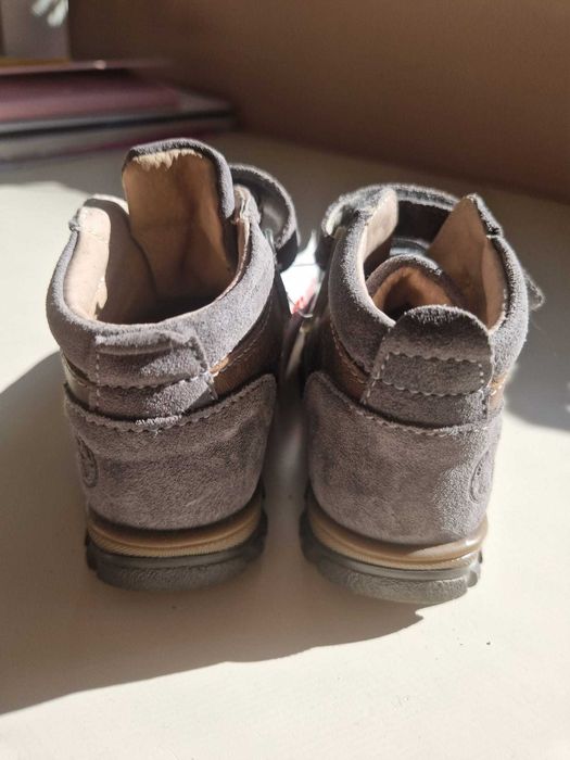 Ghete baieti cu scai piele naturala- Brand Melania- Noi