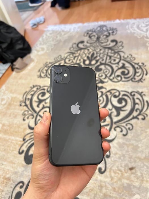 Продам айфон 11 128гб памяти срочно