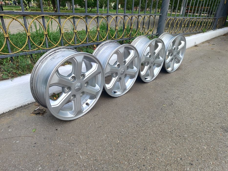 Диски R16, 6x139.7 ступица 67.1 мм