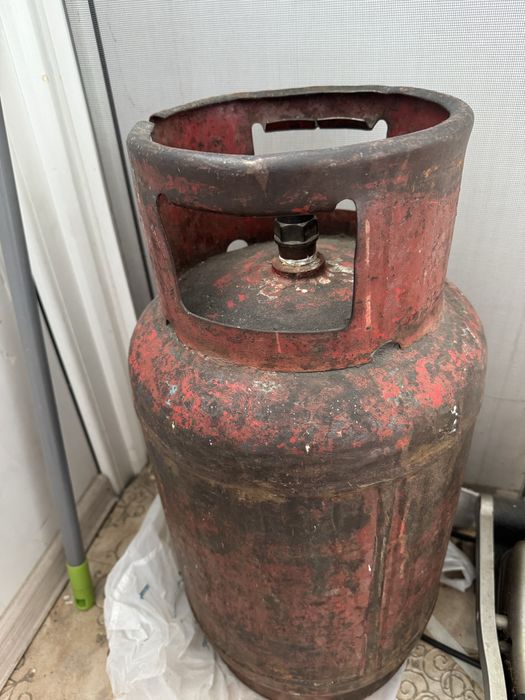 Продам газ баллон б/у