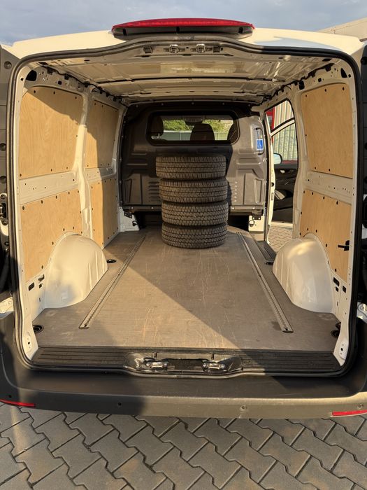 MERCEDES VITO LUNG 163 cai EURO 6 Clima Pilot Full Senzori Navigatie Color km reali Volan Piele+comenzi fara rugina recent adusa din Germania ZOLL