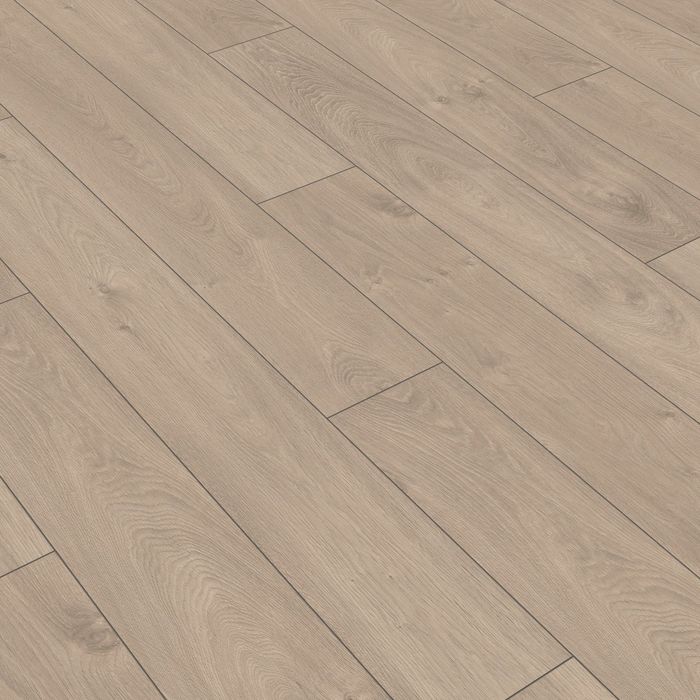 Наливной пол черновой вариант и ламинат любых видов