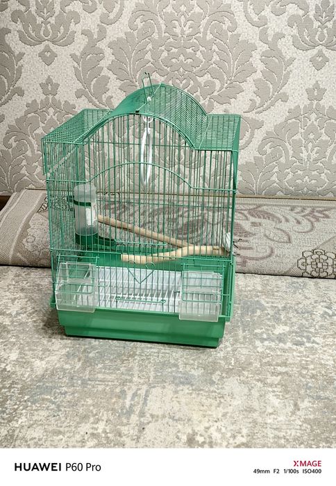 Продам клетку для попугаев