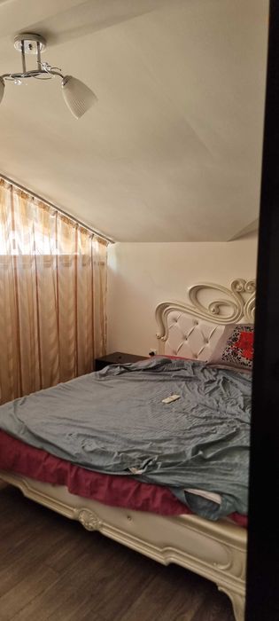 1829-Продава се двуетажна луксозна къща в кв. "Варош"