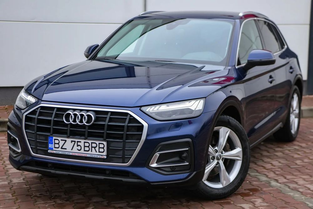 Audi Q5 Matrix Laser/ Ambientale/ Ceasuri digitale/ Camera/ Piele/ Distronic