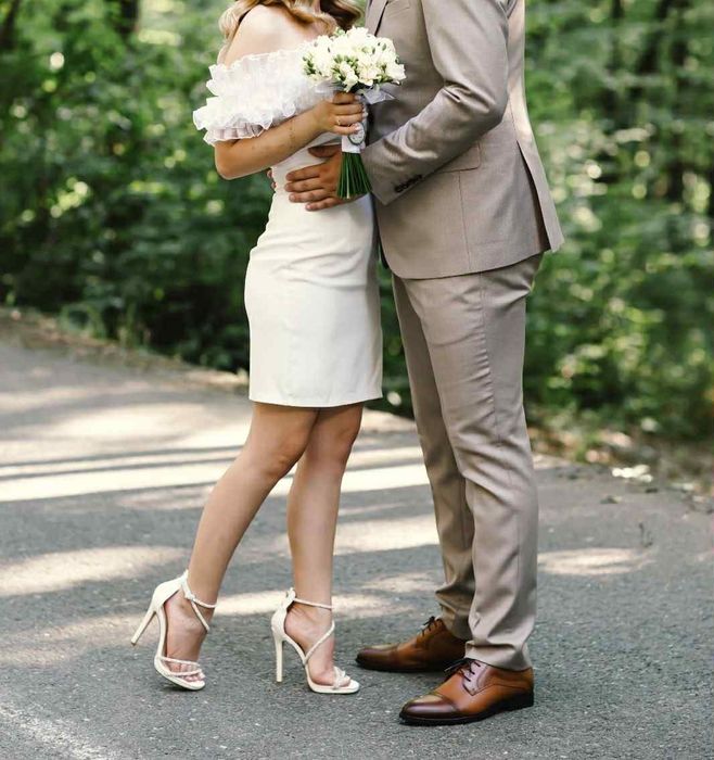 Vând rochițe cununie XS-S, separat sau amândouă.