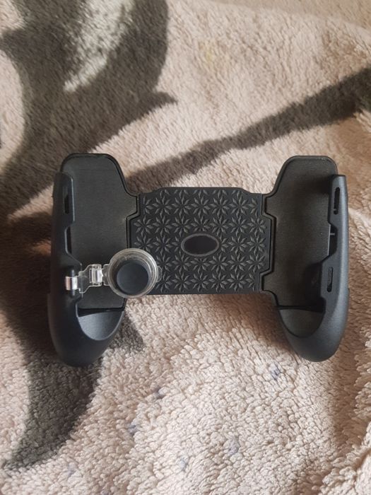 Игровой джойстик